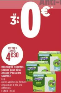 Promo Kit balai attrape-poussière swiffer chez Monoprix